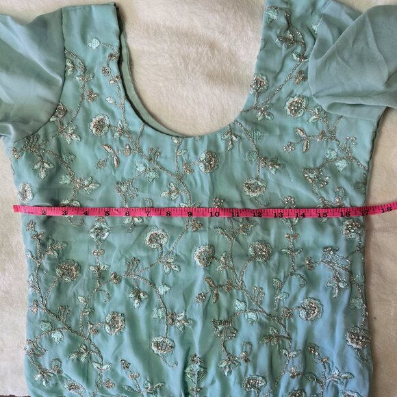 Light blue Indian suit NEGOTIABLE - Picture 5 of 5